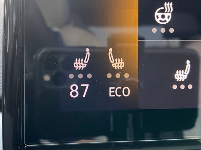 Used 2021 Volkswagen ID.4 Pro S image 16