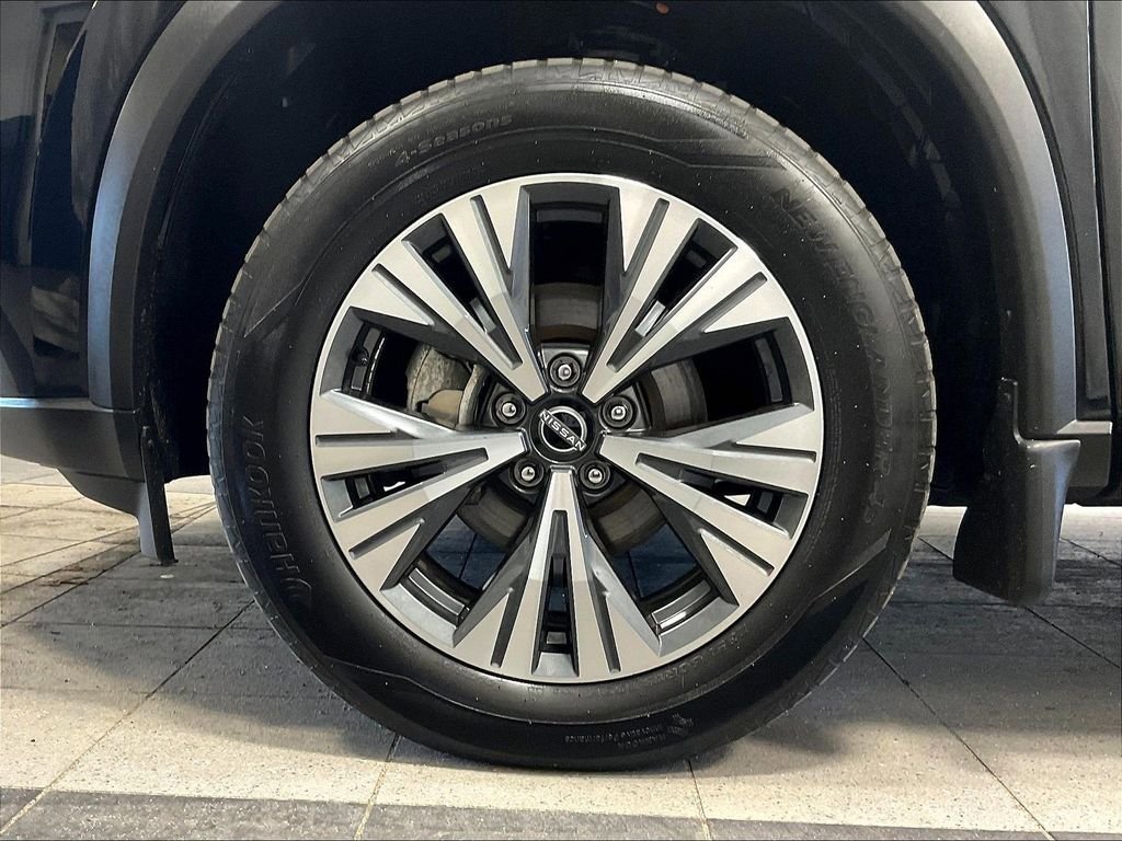 Certified 2023 Nissan Rogue SV AWD/4WD image 7