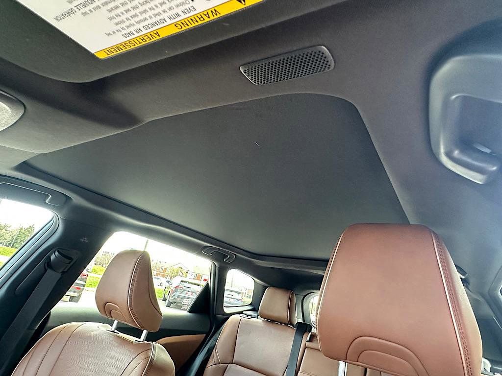 Certified 2025 Toyota Crown Signia image 15