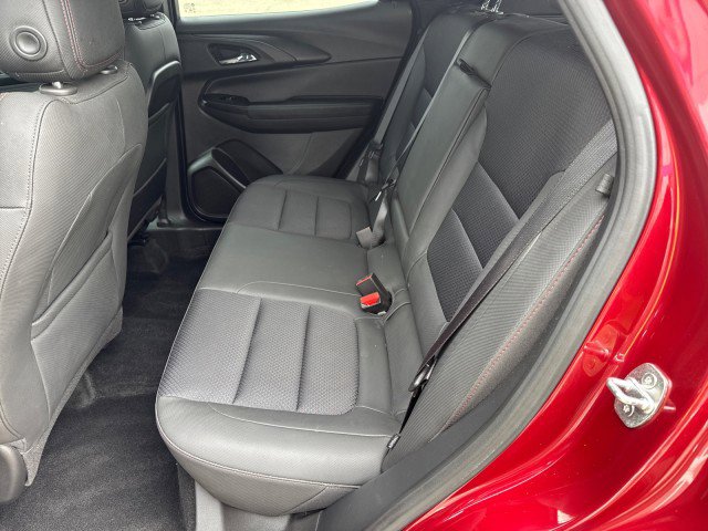 Used 2022 Chevrolet TrailBlazer RS w/ Sun and Liftgate Package image 7