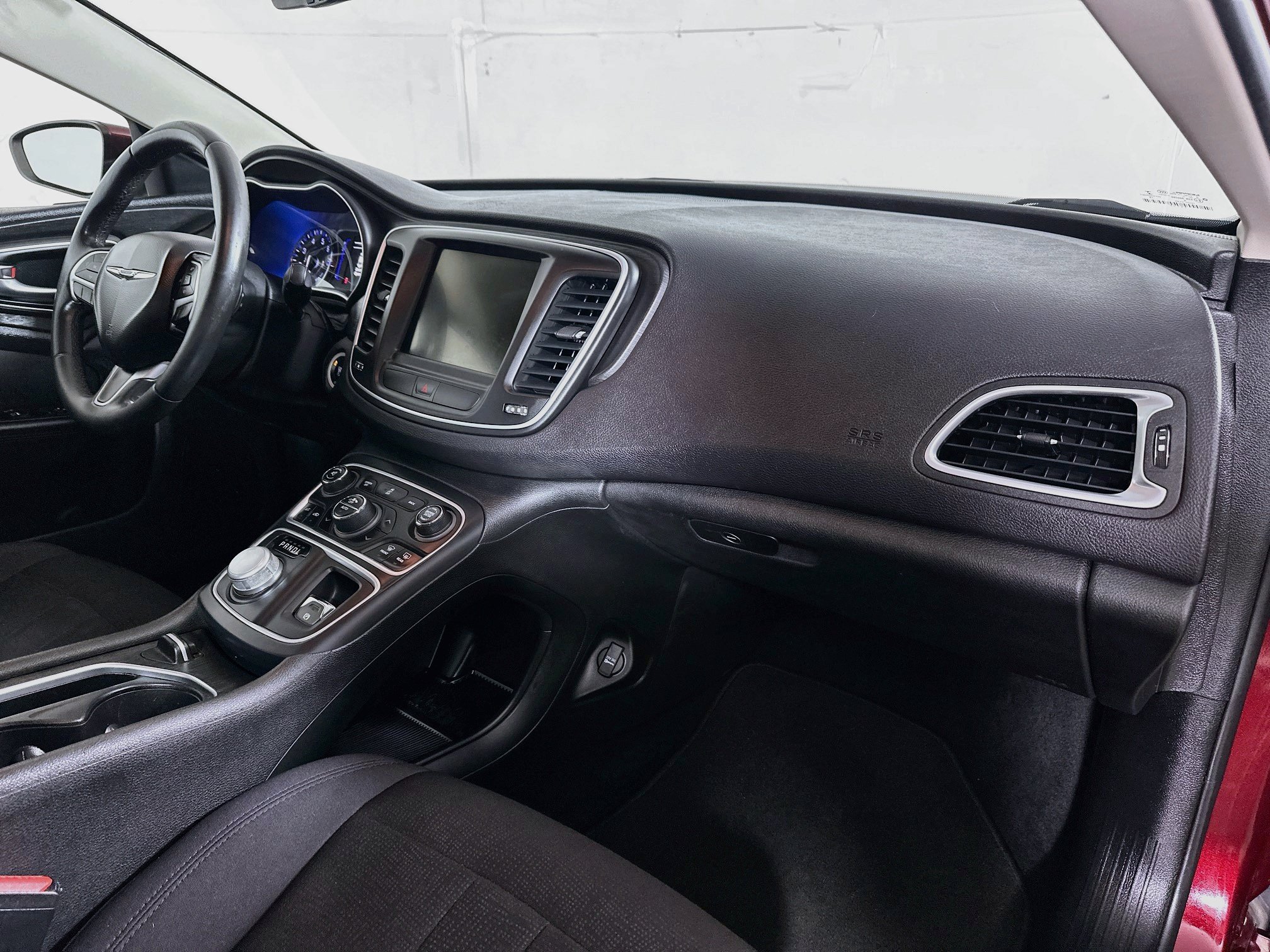Used 2015 Chrysler 200 Limited w/ Convenience Group FWD image 26