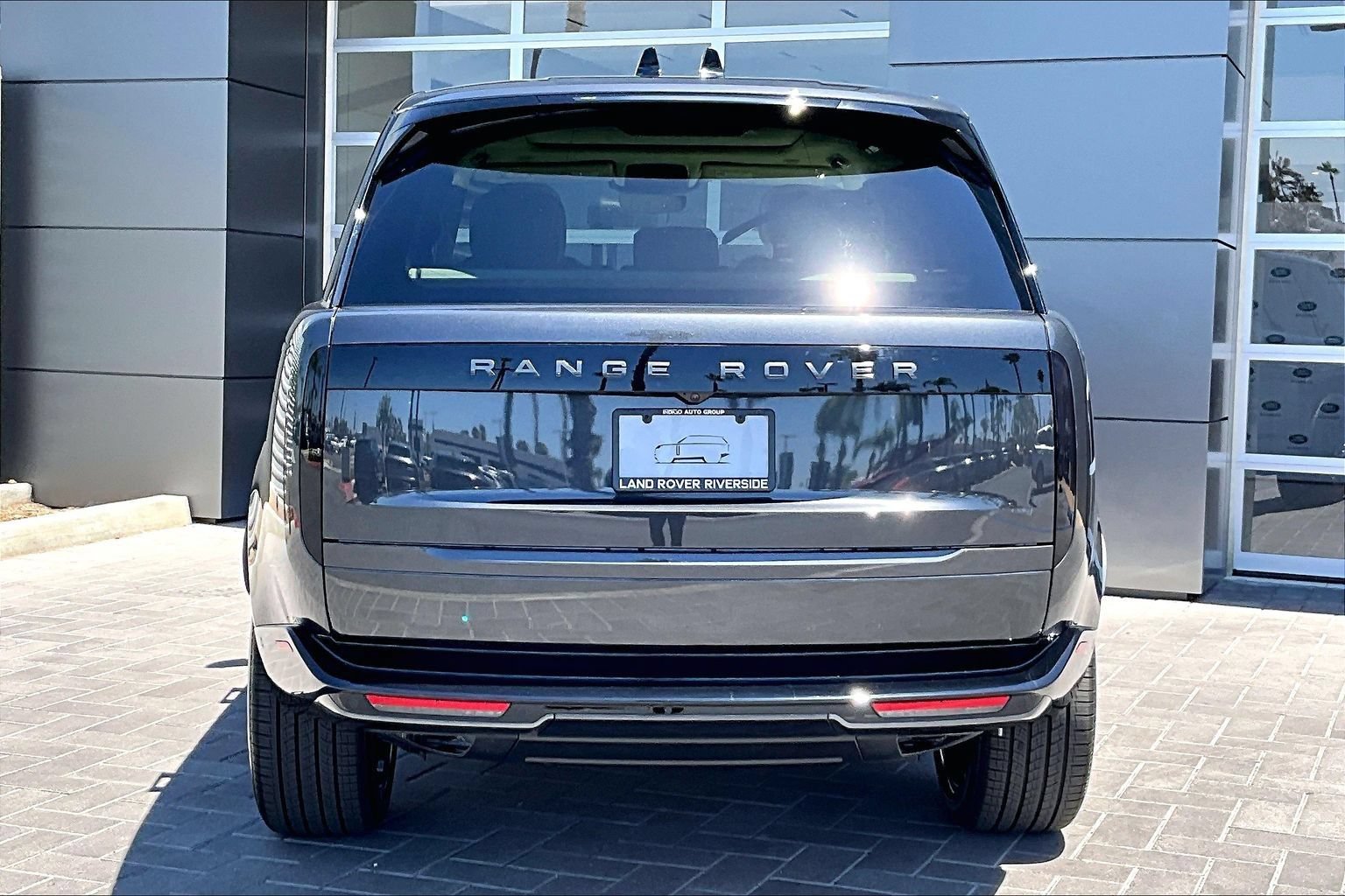 New 2026 Land Rover Range Rover SE AWD/4WD image 4