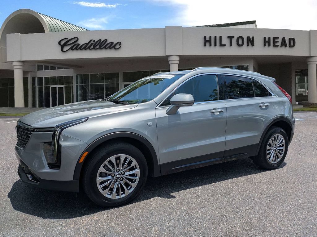 Certified 2024 Cadillac XT4 Premium Luxury FWD image 2