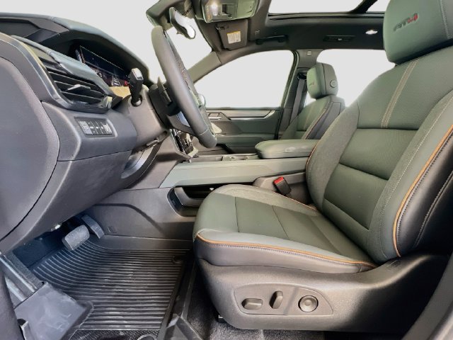 New 2027 GMC Acadia AT4 w/ AT4 Reserve Package AWD/4WD image 15