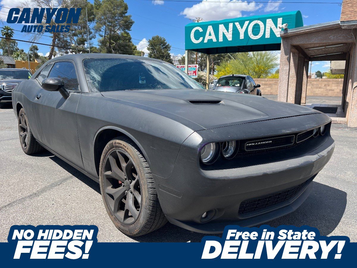 Used 2016 Dodge Challenger SXT Plus RWD image 1