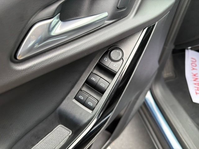 Used 2025 Chevrolet Equinox LT FWD image 11