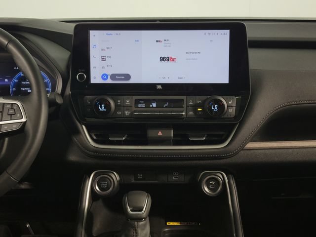 Used 2024 Toyota Grand Highlander FWD image 25
