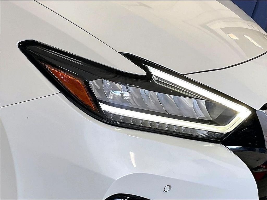 Certified 2023 Nissan Maxima Platinum w/ Sport Mat Group FWD image 33
