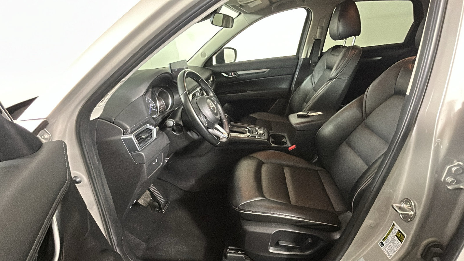 Used 2025 MAZDA CX-5 AWD 2.5 S w/ Select Package image 13