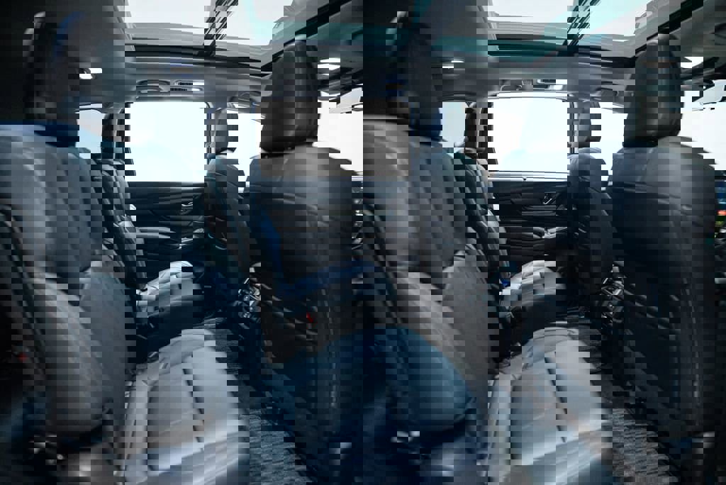 Used 2025 Subaru Ascent Bronze Edition image 36