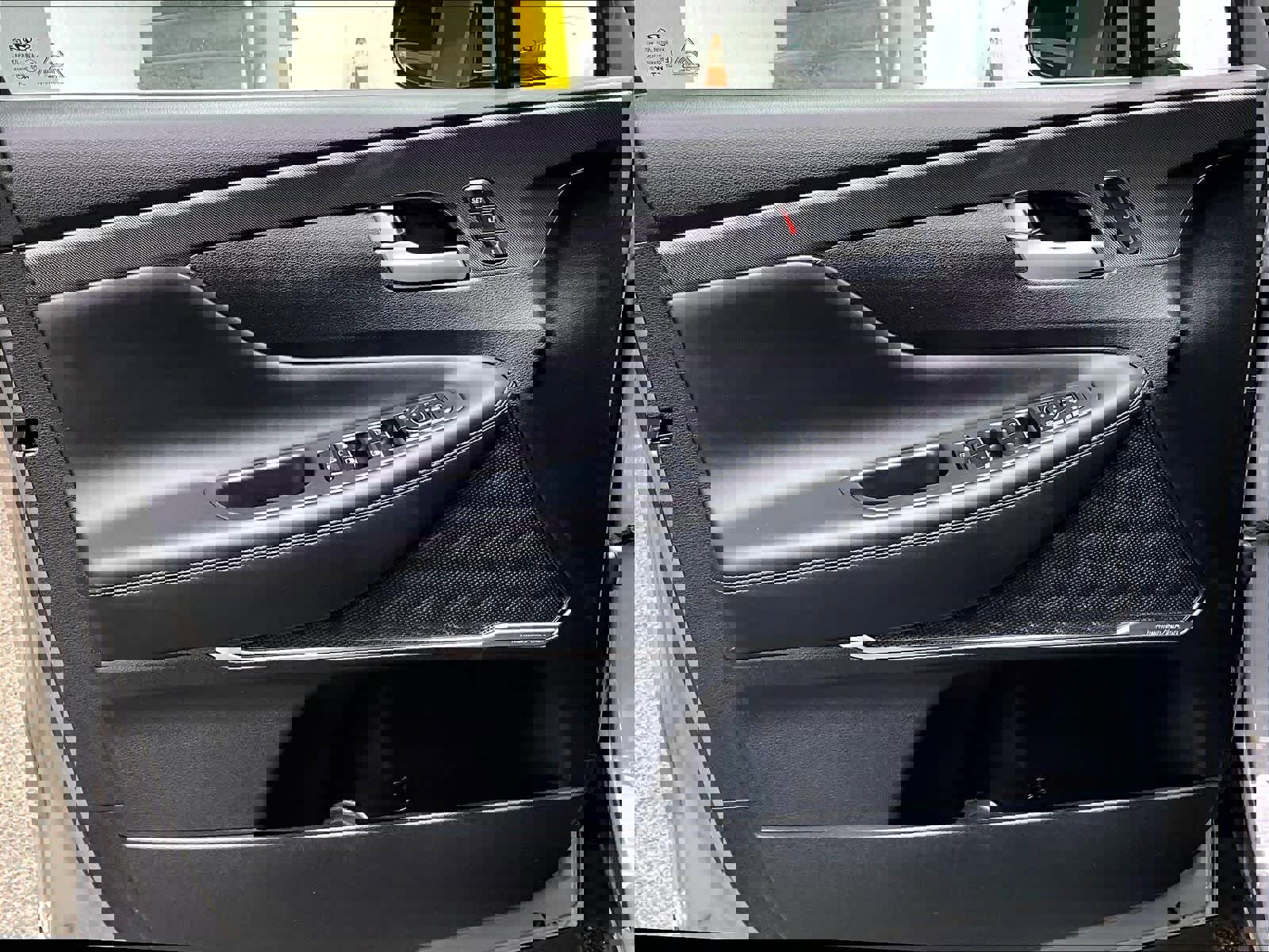 Used 2022 Hyundai Santa Fe Limited AWD/4WD image 9