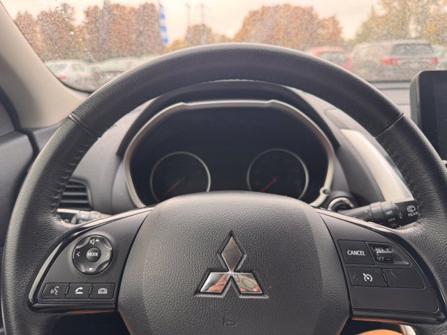 Used 2023 Mitsubishi Eclipse Cross SE AWD/4WD image 12