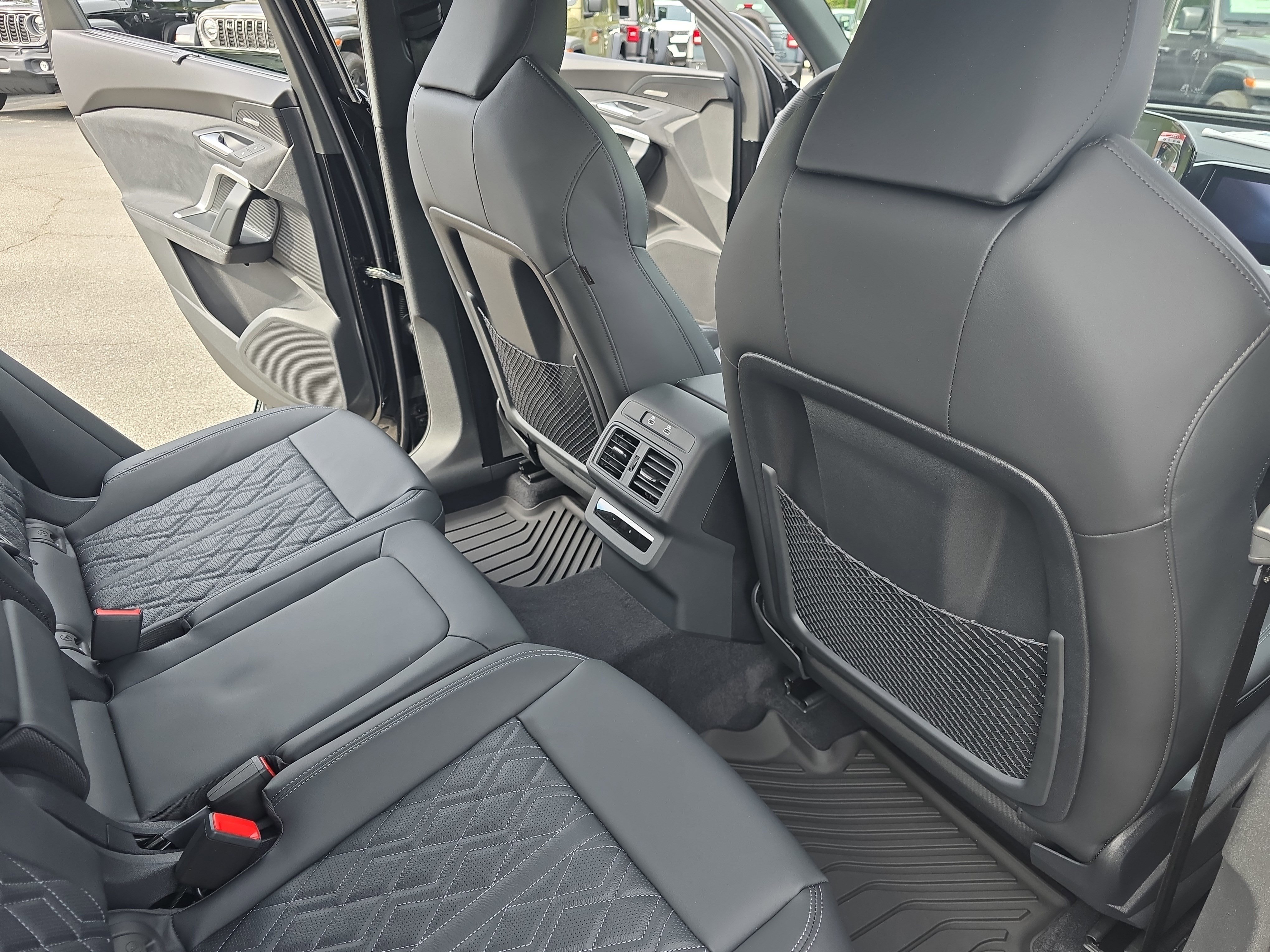 New 2026 Audi SQ5 Premium Plus image 11