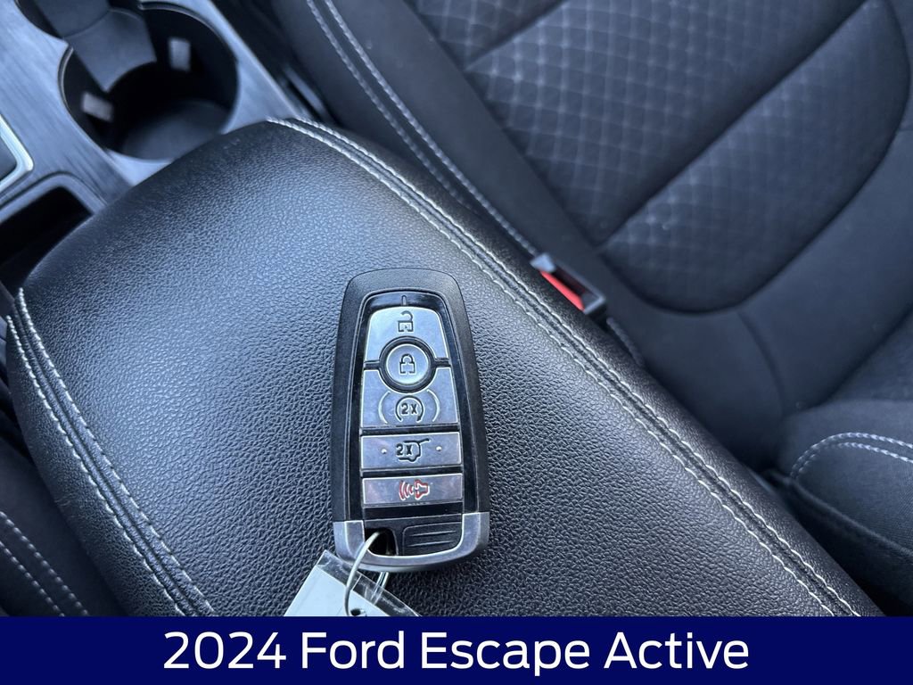 Used 2024 Ford Escape Active w/ Tech Pack #1 image 28