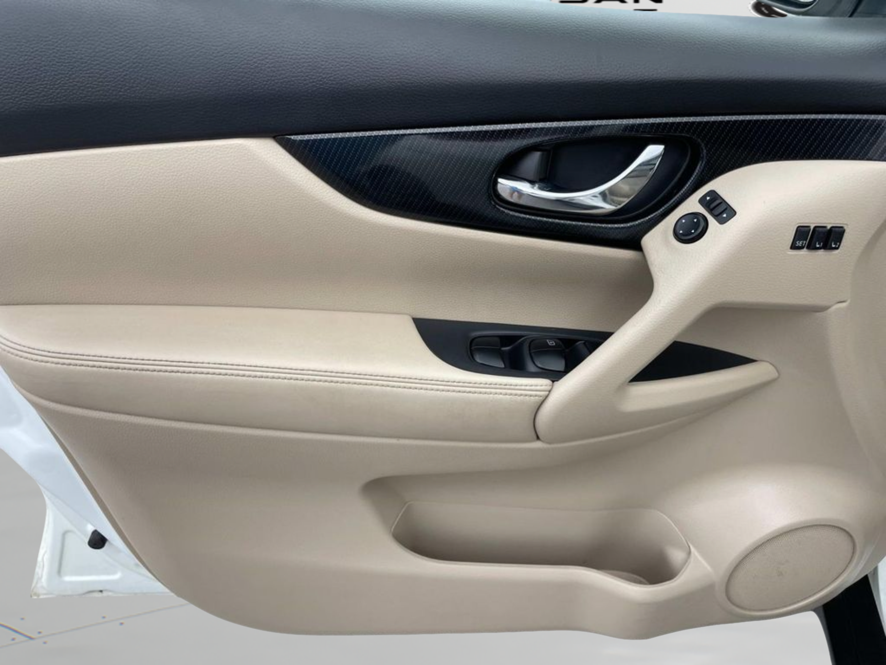 Used 2020 Nissan Rogue SL w/ Premium Package FWD image 25