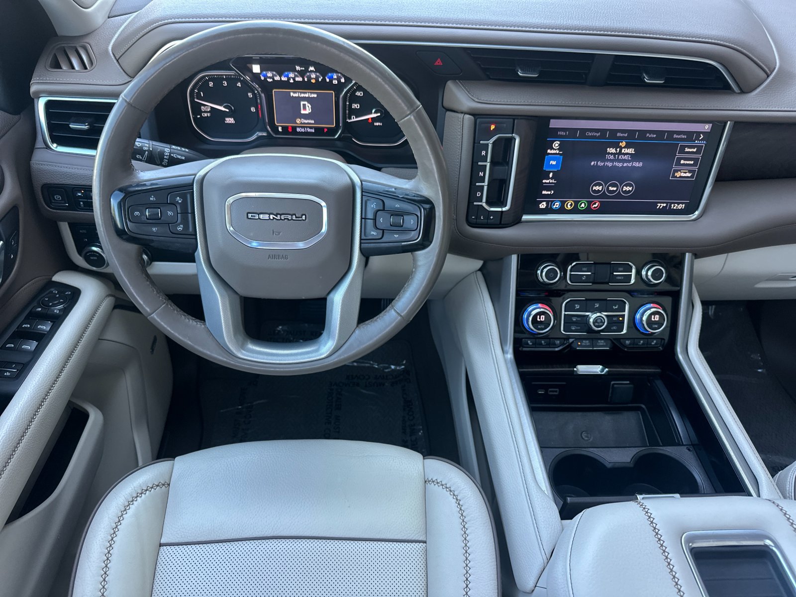Used 2021 GMC Yukon XL Denali w/ Denali Premium Package AWD/4WD image 14