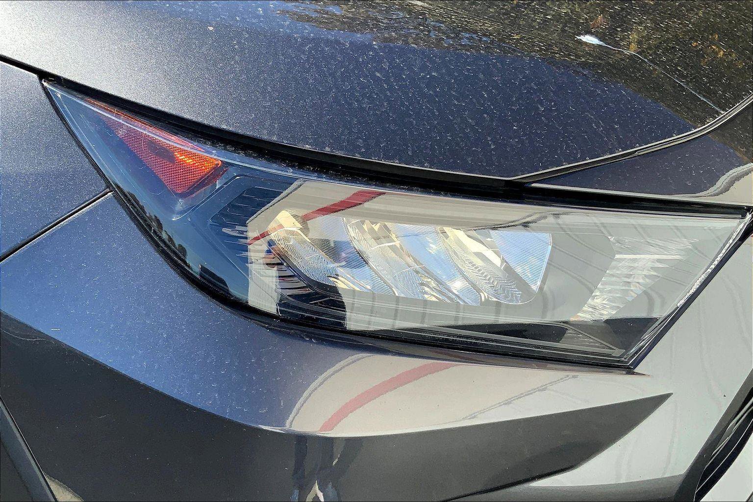 Used 2022 Toyota RAV4 LE image 26