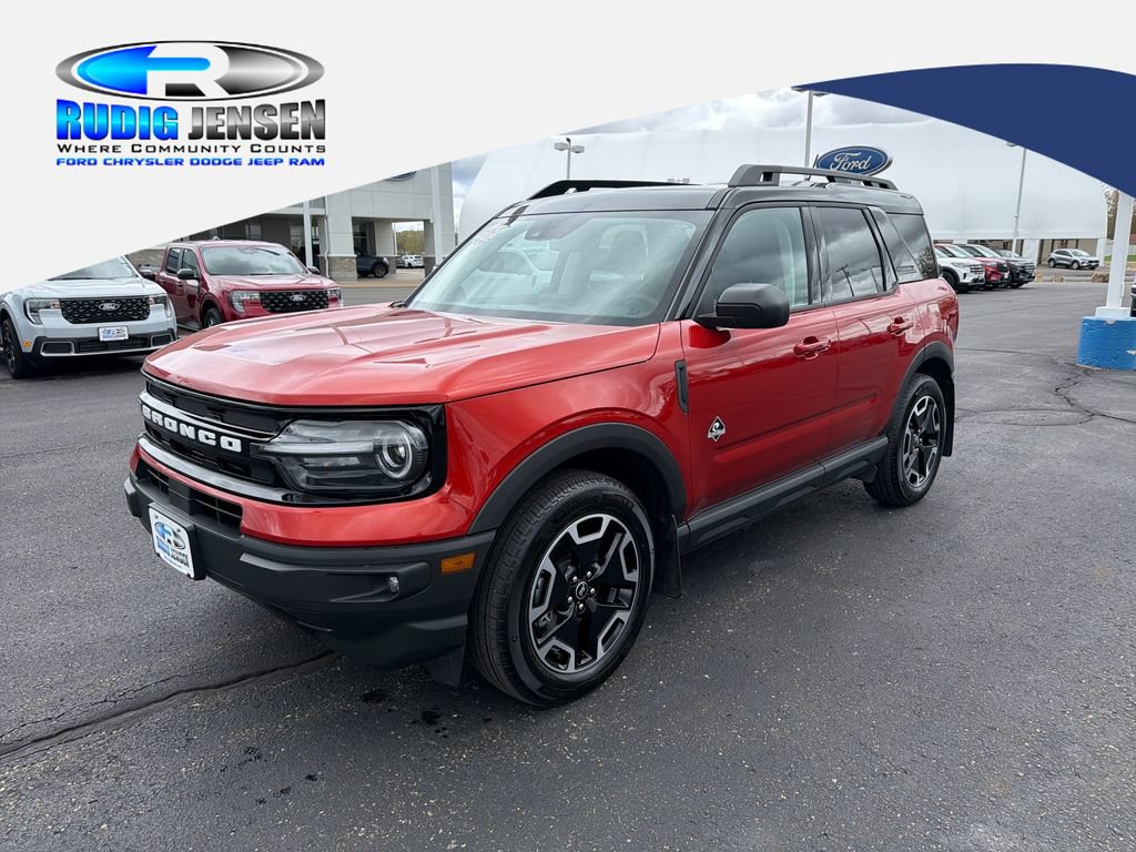 Used 2024 Ford Bronco Sport Outer Banks w/ Tech Package AWD/4WD image 1