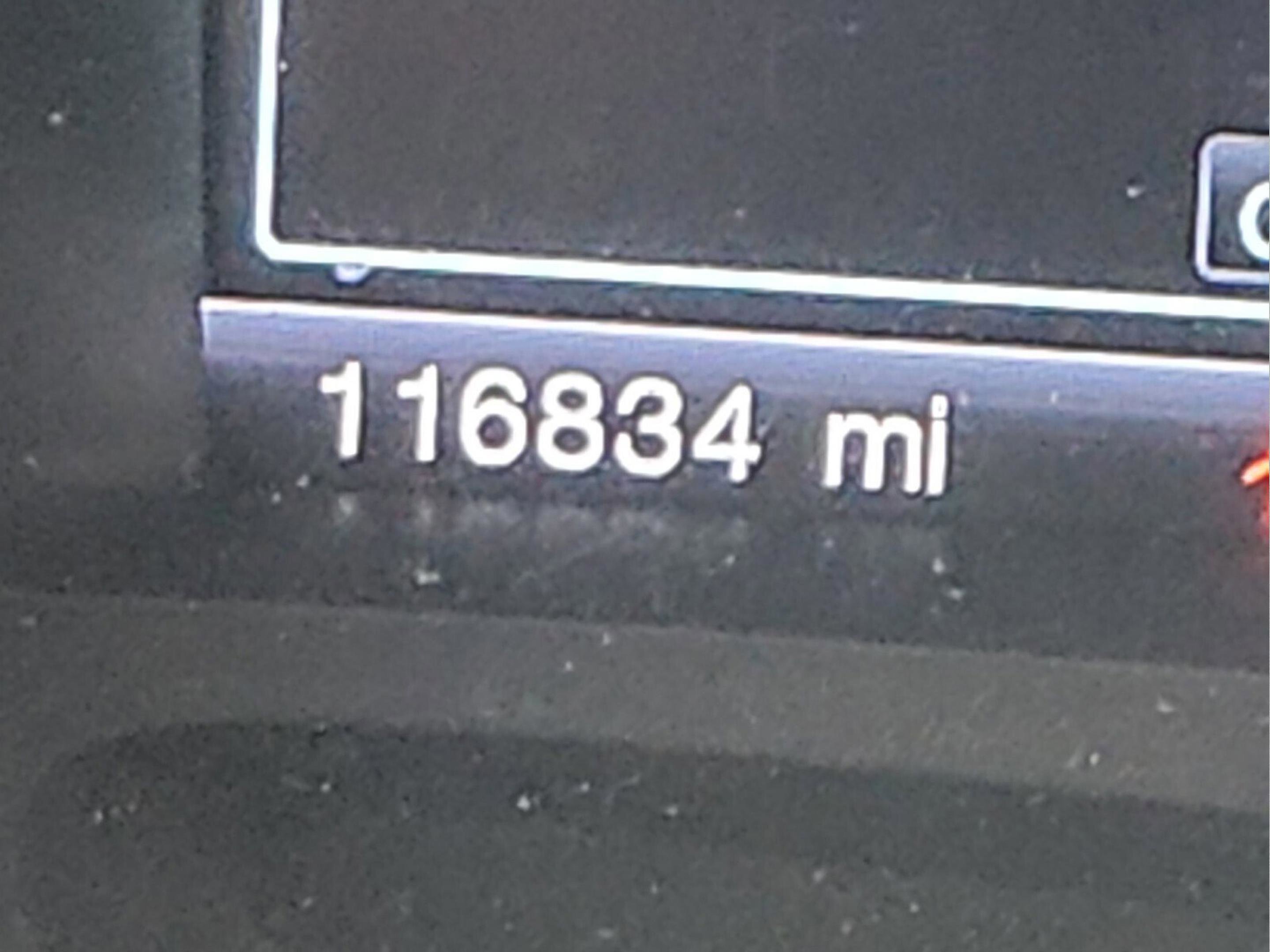 Used 2013 Ford Edge SEL image 19