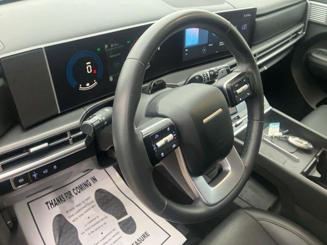 Used 2025 Hyundai Santa Fe SEL AWD/4WD image 14