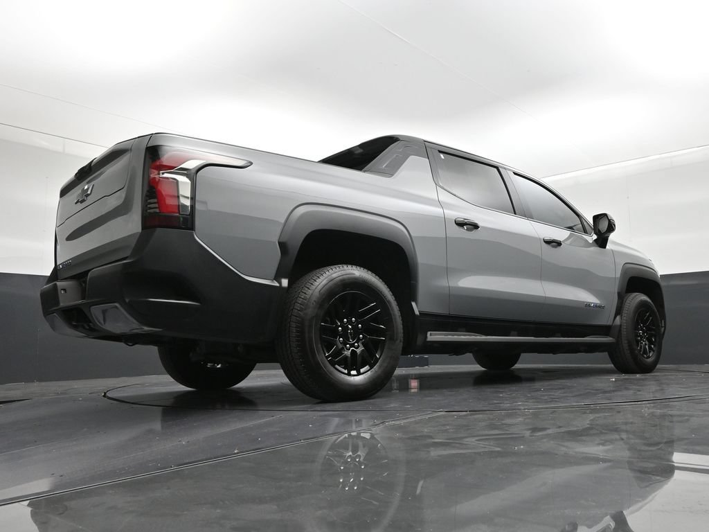 Used 2026 Chevrolet Silverado EV LT w/ Plus Package AWD/4WD image 24