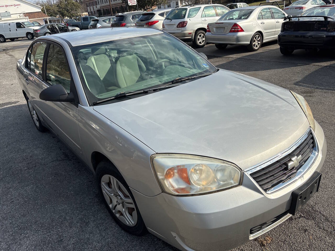 Used 2007 Chevrolet Malibu LS FWD image 4