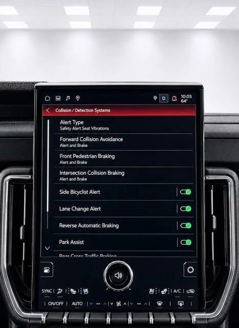Used 2026 GMC Yukon Denali w/ Sun & Power Step Package AWD/4WD image 25