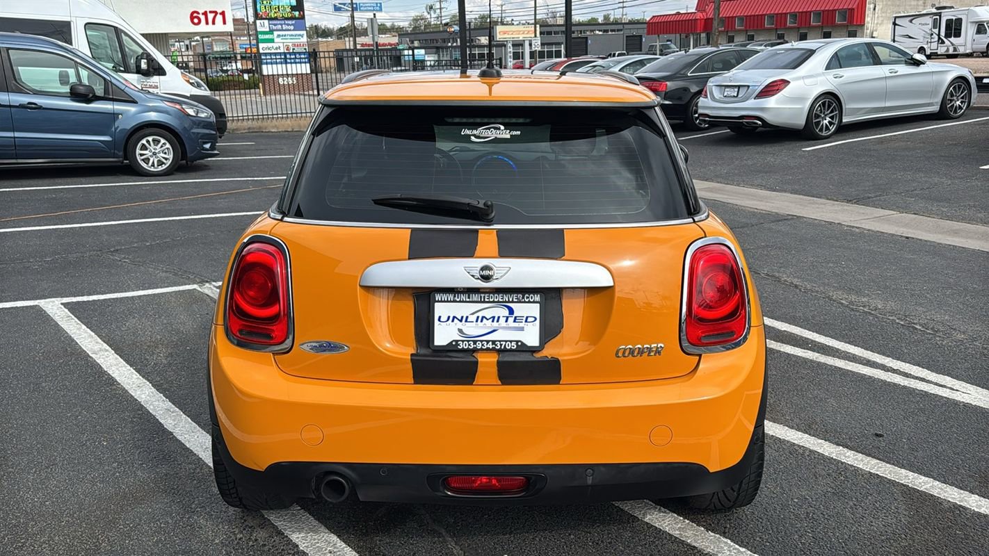 Used 2015 MINI Cooper 2-Door Hardtop FWD image 4