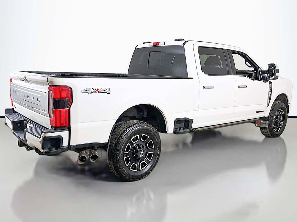 Used 2024 Ford F350 Platinum image 13