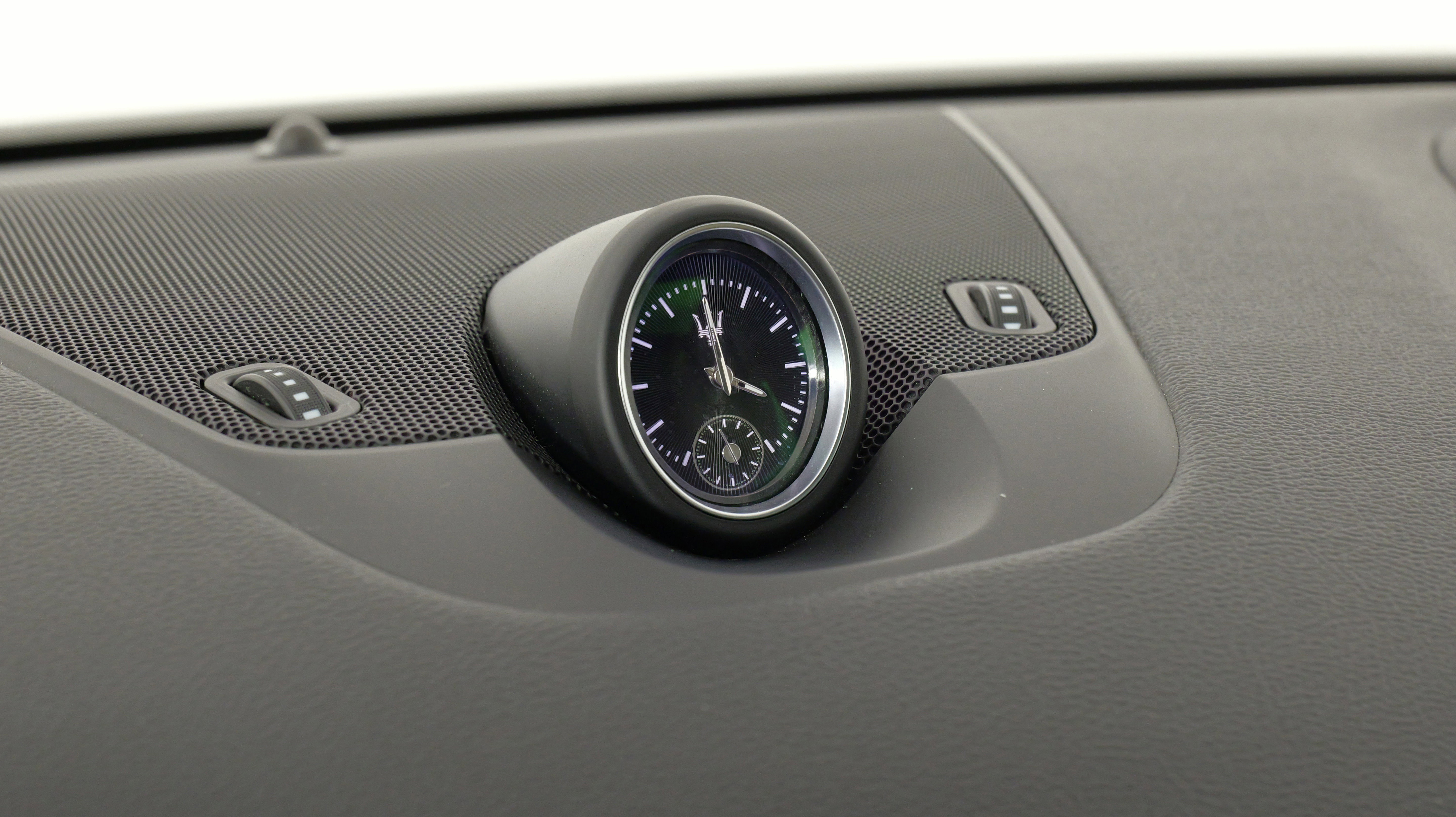 Used 2018 Maserati Levante image 46