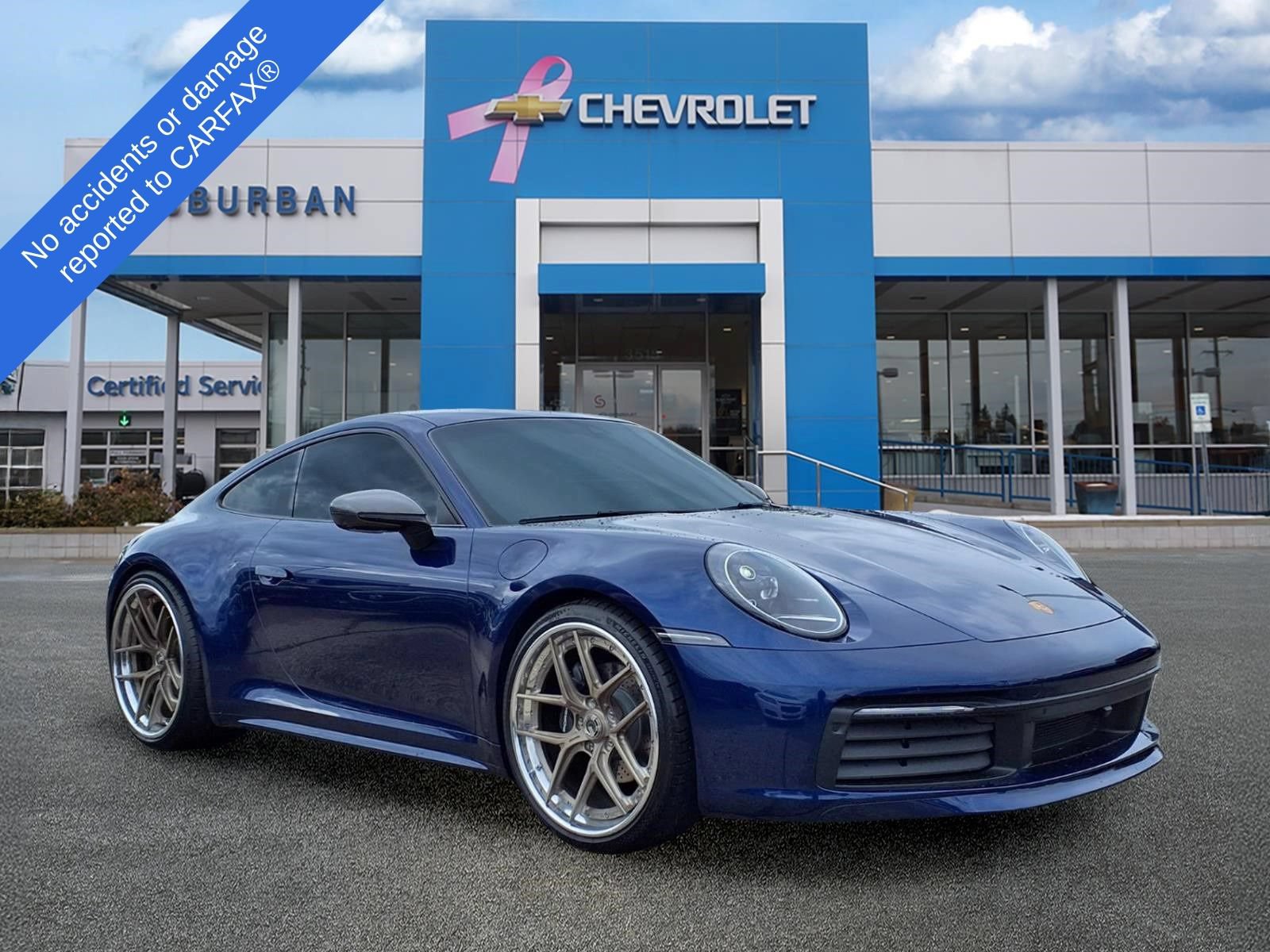 Used 2023 Porsche 911 Carrera T RWD image 3