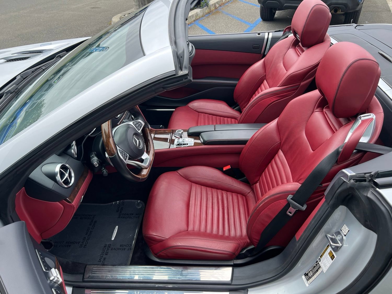 Used 2019 Mercedes-Benz SL 550 image 29