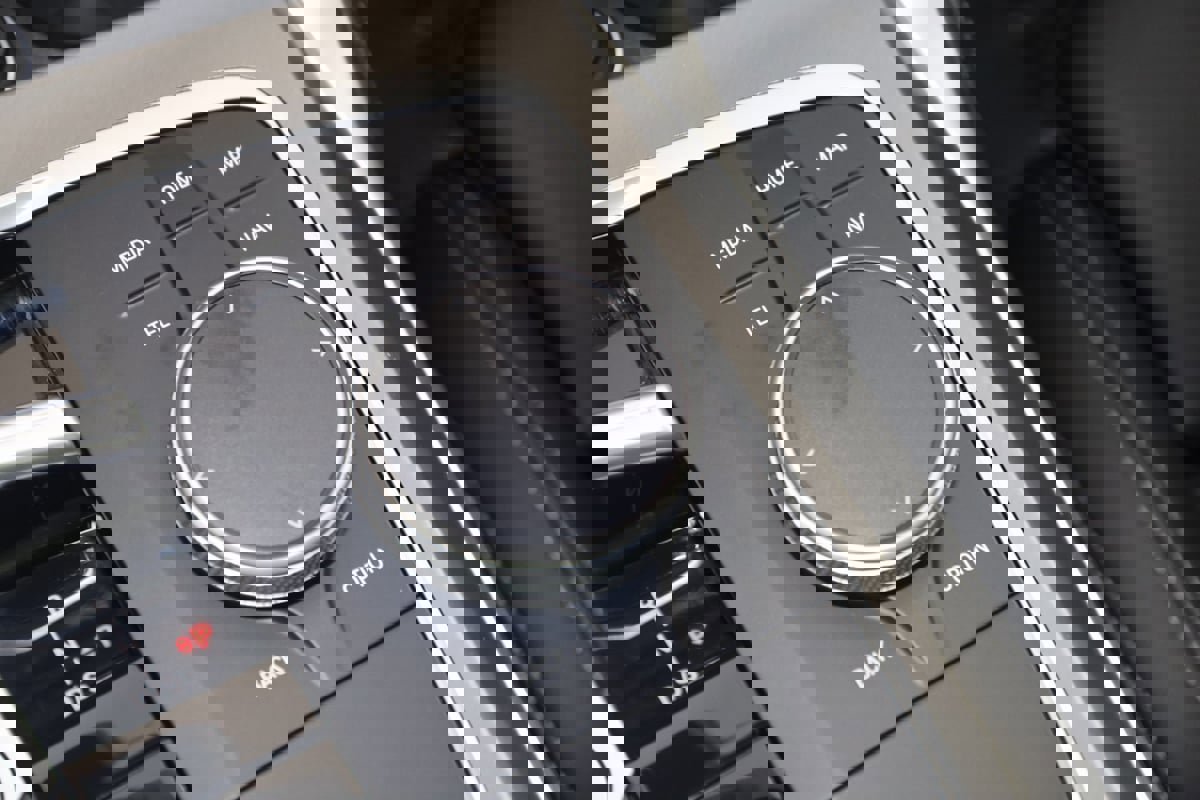 Used 2025 BMW M240i Coupe image 37