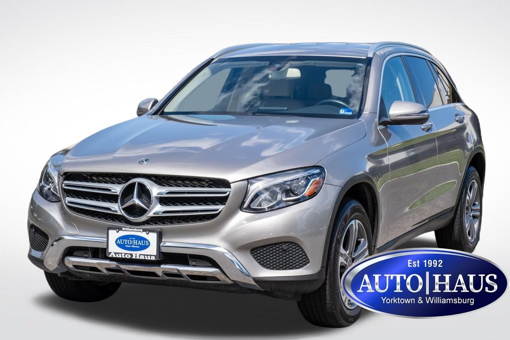 Used 2019 Mercedes-Benz GLC 300 4MATIC image 1