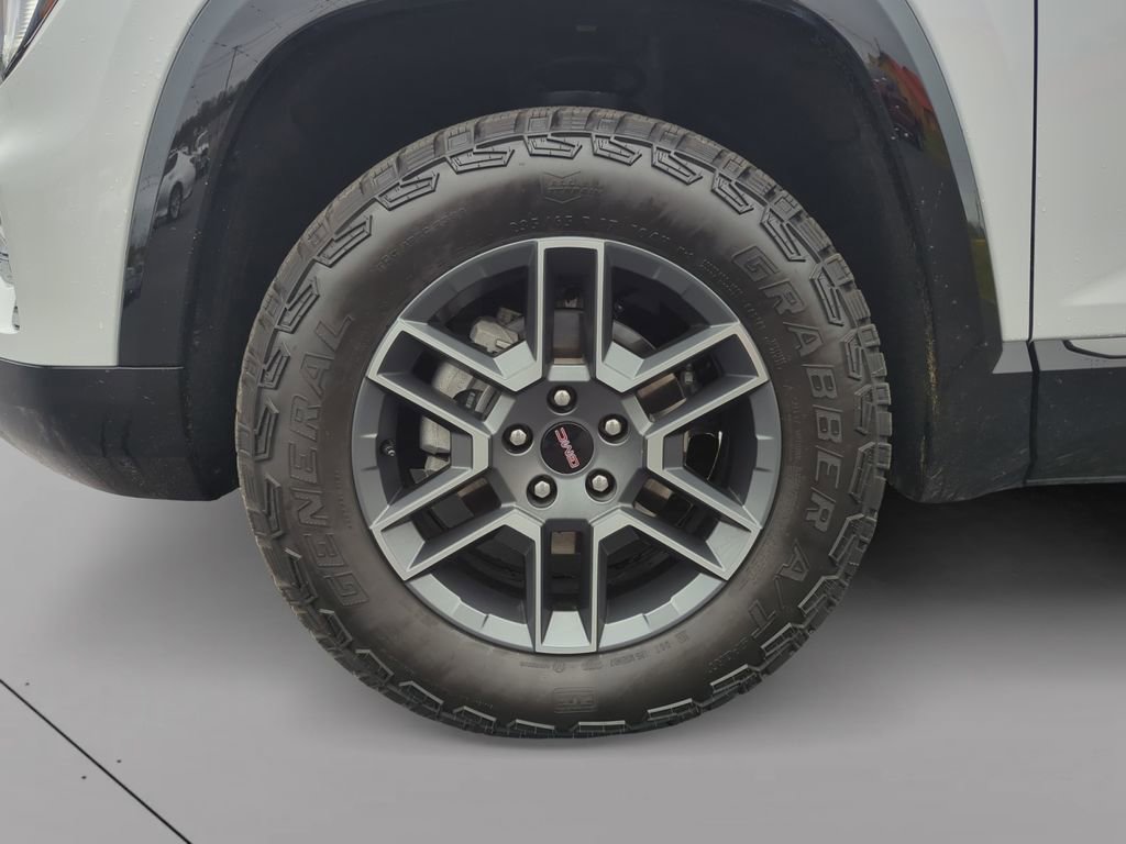 Used 2026 GMC Terrain AT4 w/ LPO, Floor Liner Package image 9