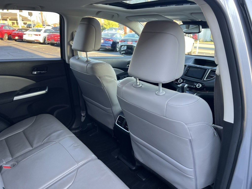 Used 2016 Honda CR-V Touring image 33