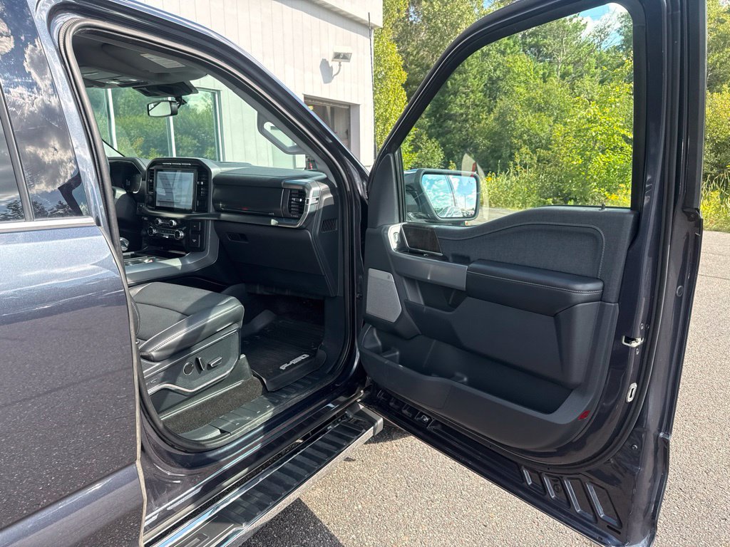 Used 2021 Ford F150 Lariat w/ Equipment Group 502A High AWD/4WD image 20