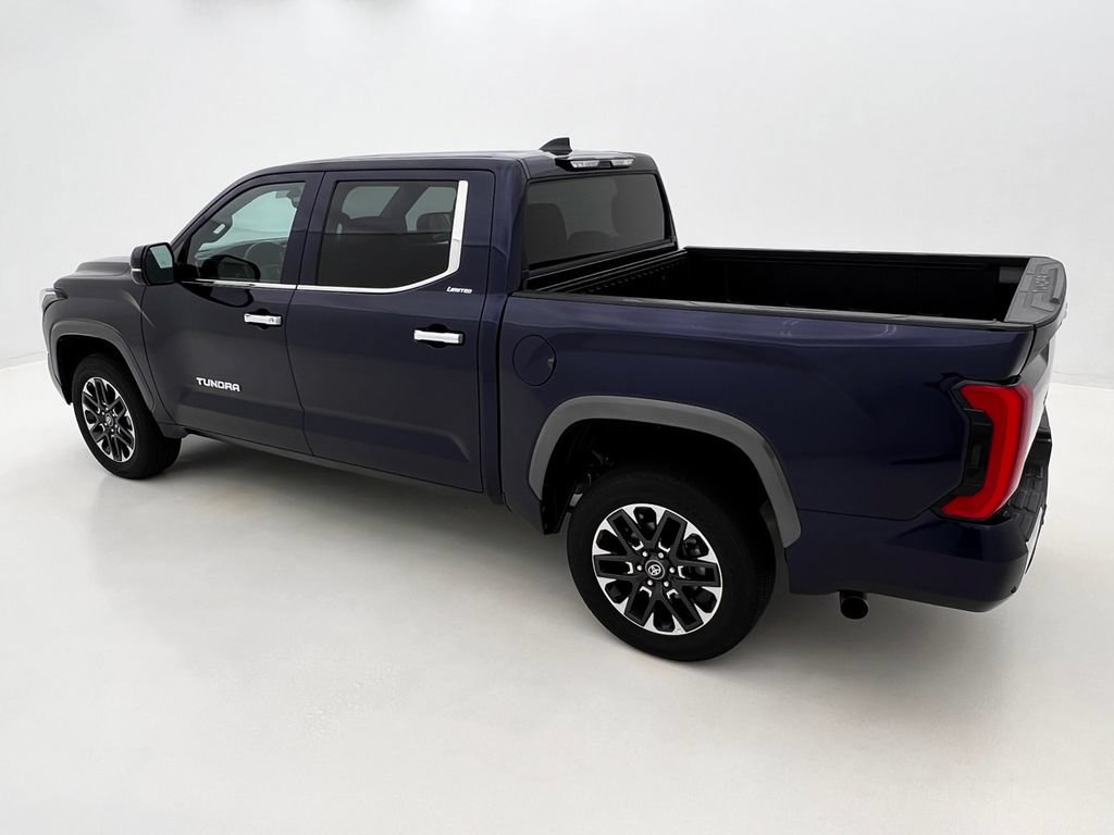 Used 2025 Toyota Tundra Limited AWD/4WD image 10