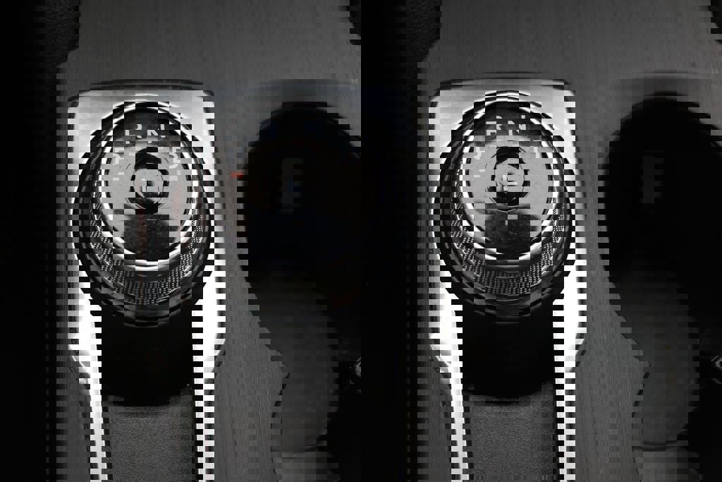 Used 2022 Ford Escape Titanium w/ Titanium Elite Package image 18