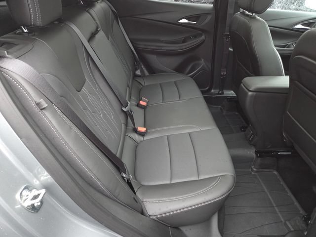 Used 2026 Buick Encore GX Avenir w/ Avenir Technology Package AWD/4WD image 21