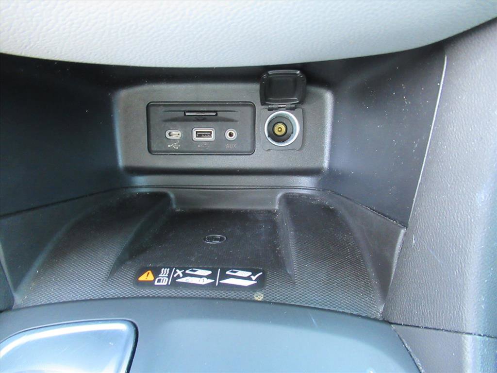 Used 2021 Chevrolet Equinox Premier FWD image 25