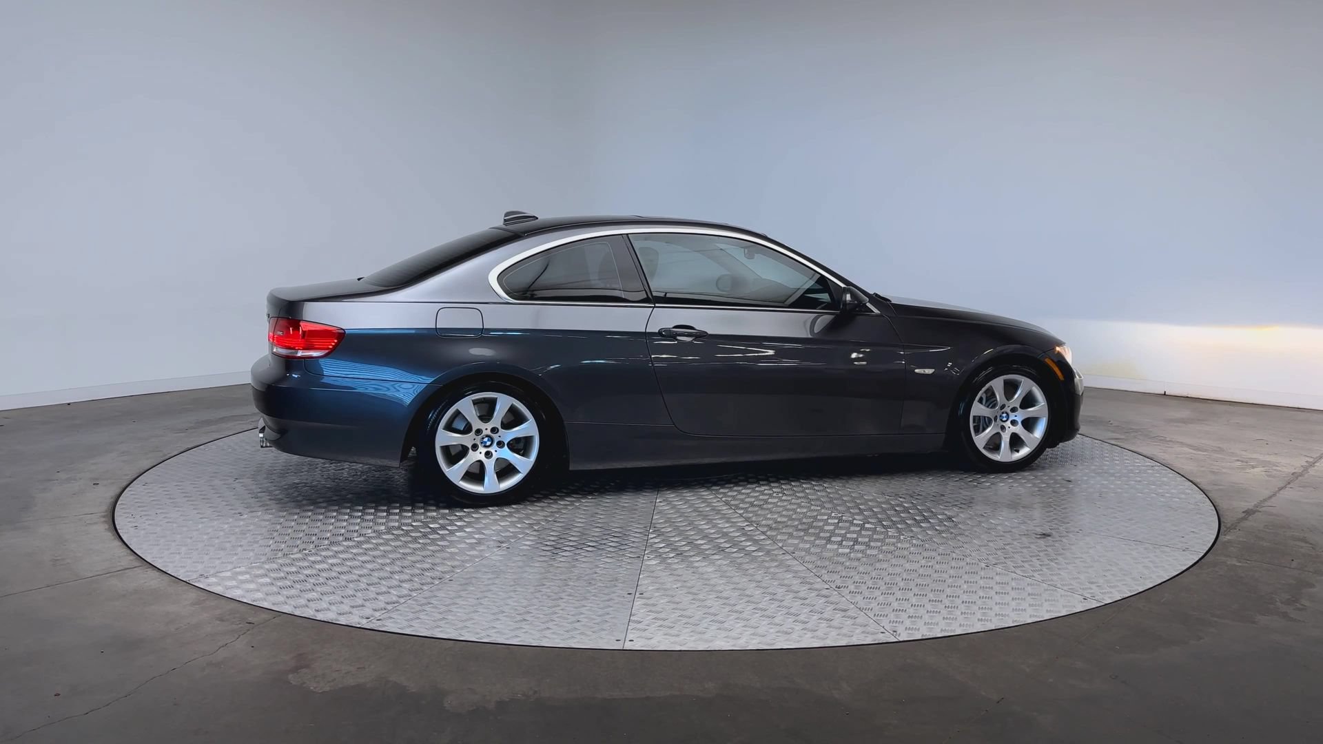 Used 2007 BMW 335i Coupe RWD image 9
