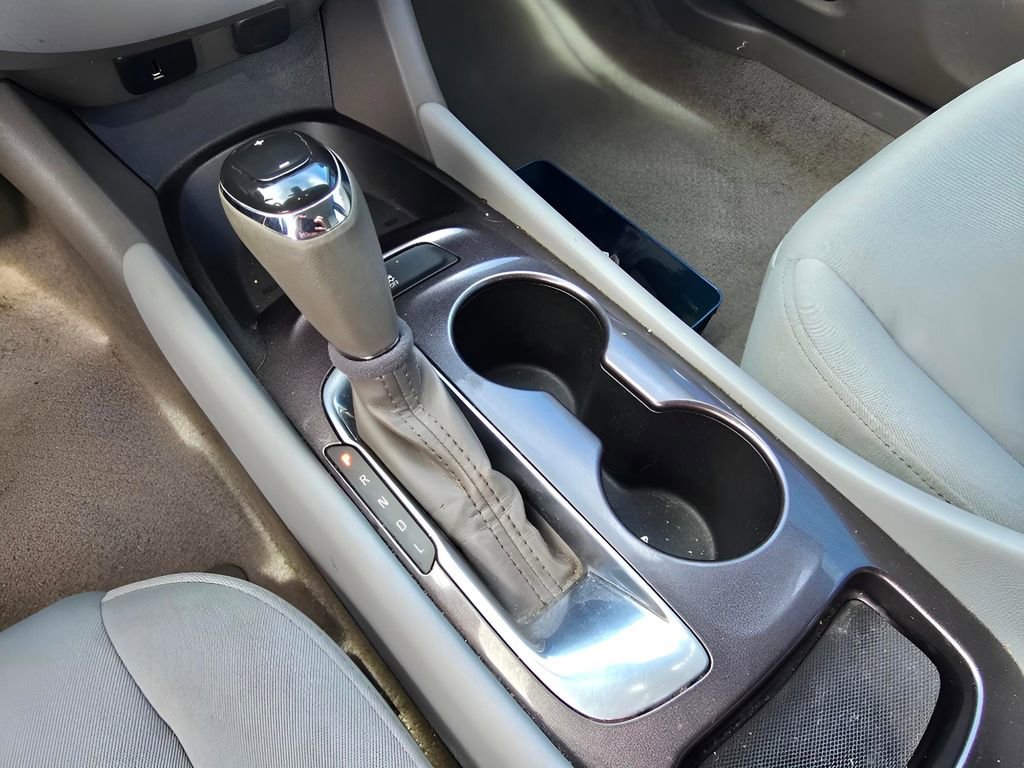 Used 2018 Chevrolet Malibu LS image 19