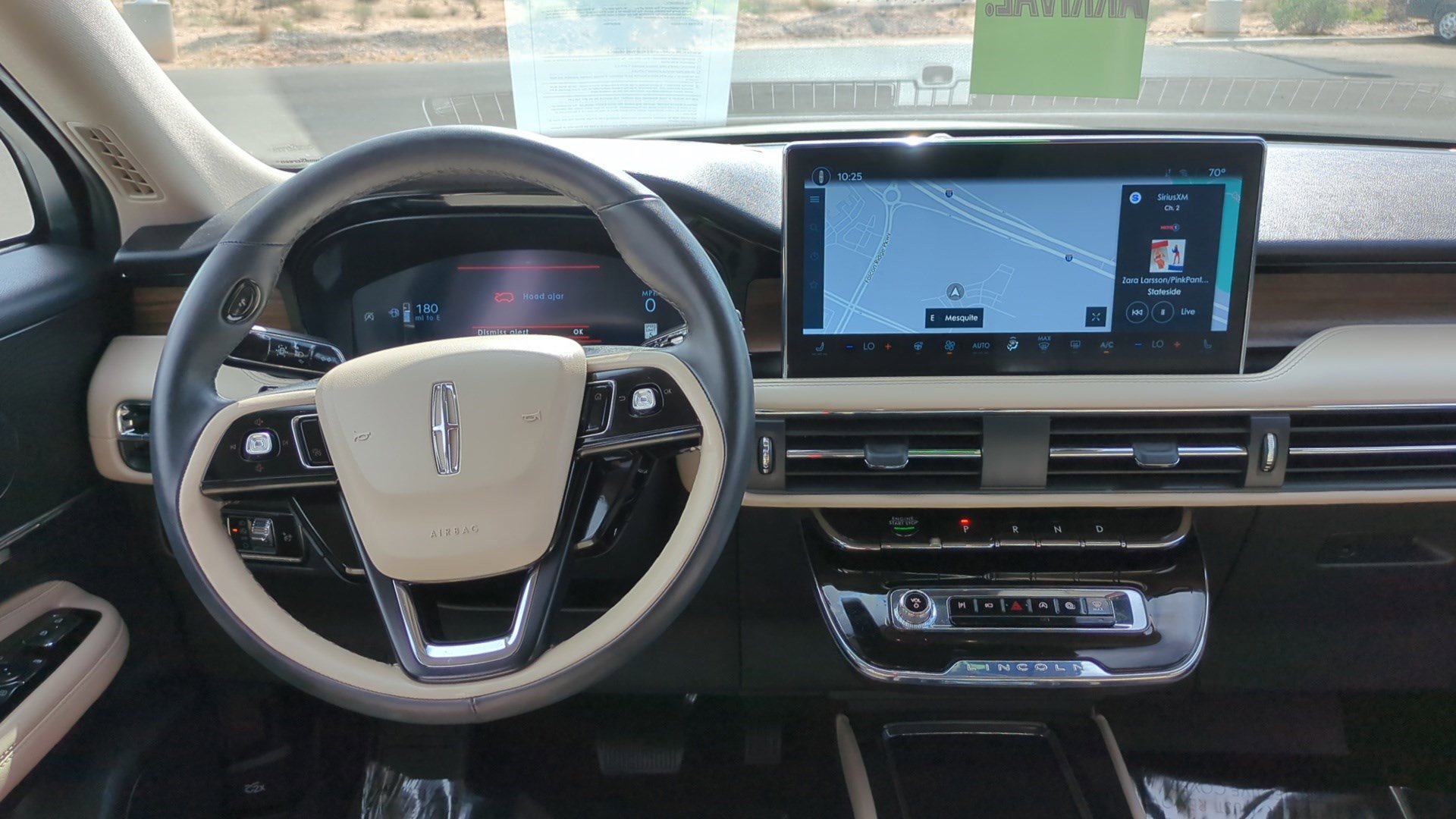 Used 2025 Lincoln Corsair Reserve image 27