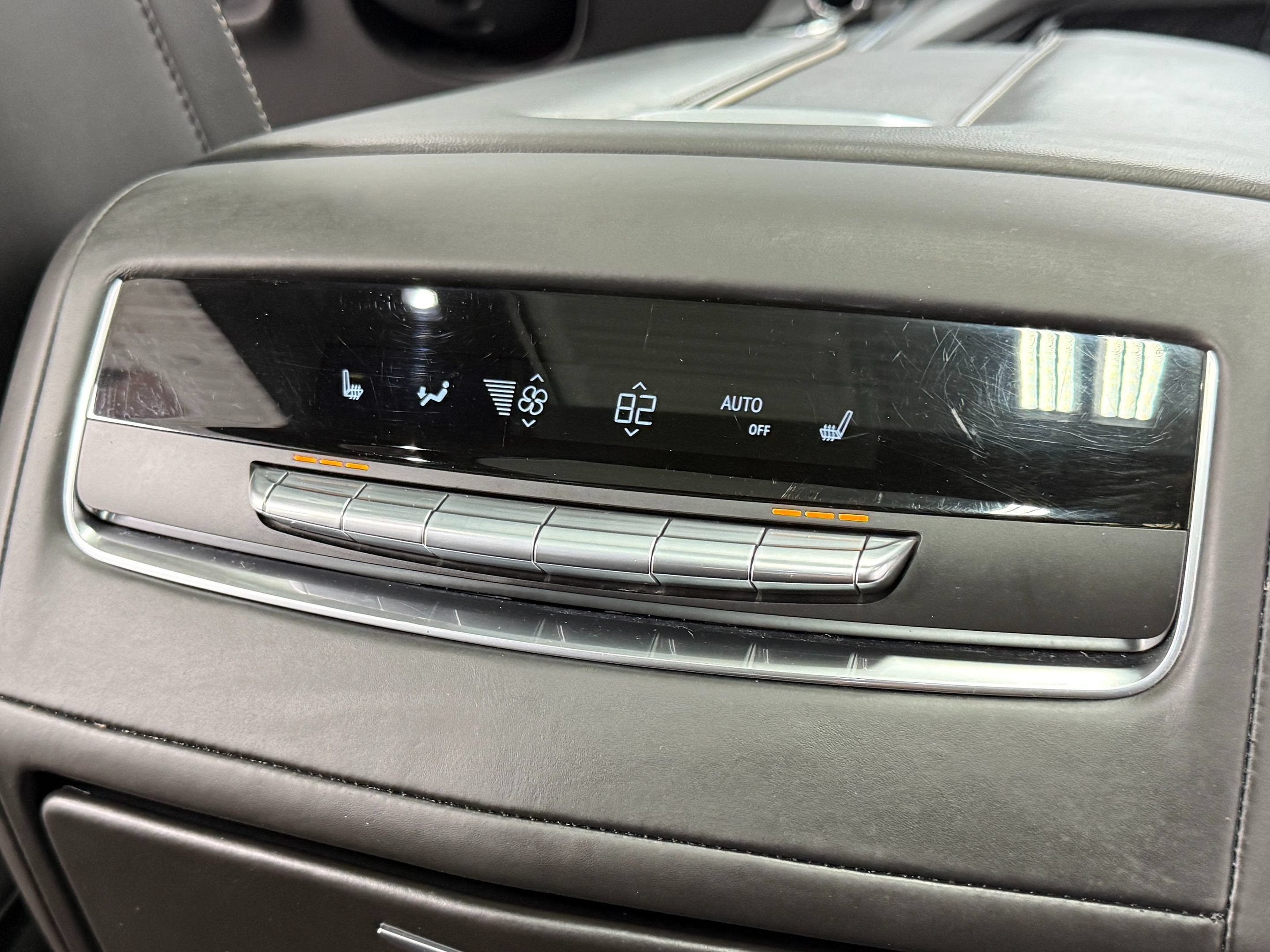 Used 2024 Cadillac Escalade V AWD/4WD image 46