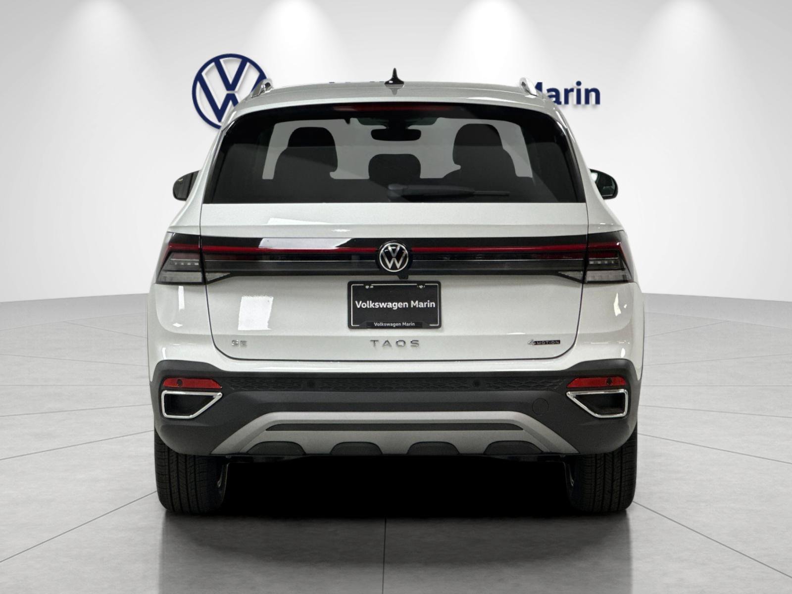 New 2026 Volkswagen Taos SE AWD/4WD image 4