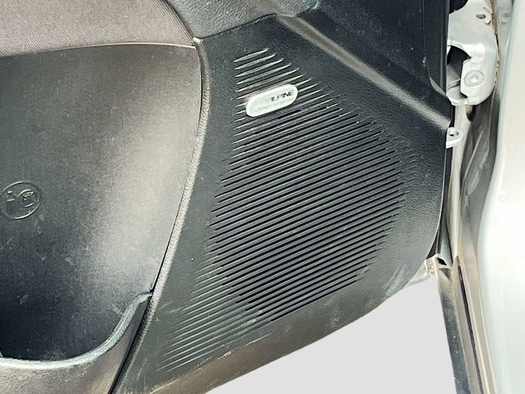 Used 2023 Dodge Challenger SXT w/ Cold Weather Group image 18