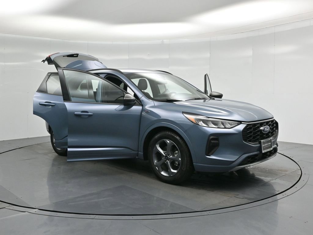 Certified 2023 Ford Escape ST-Line w/ Tech Pack #1 image 34