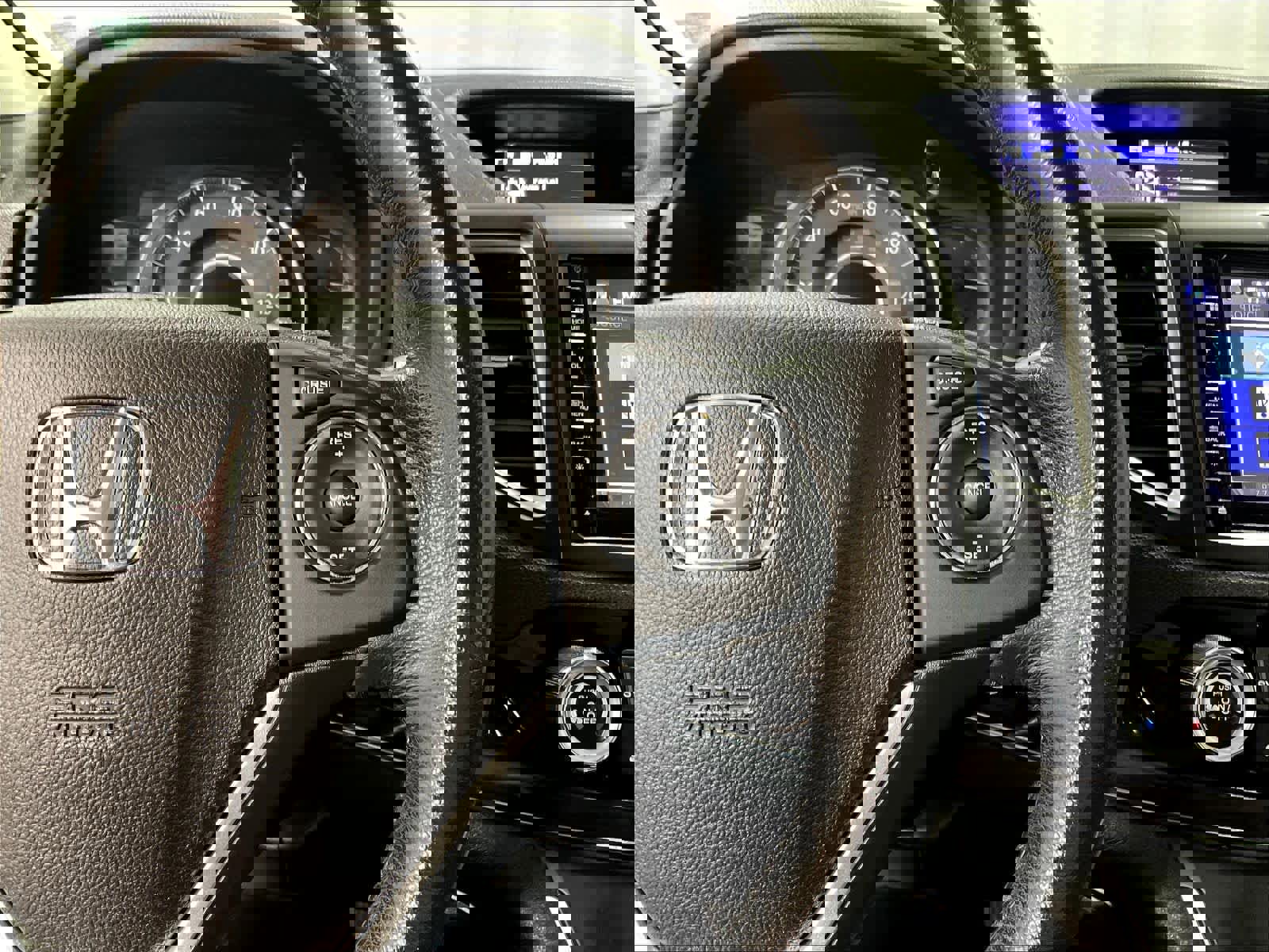 Used 2015 Honda CR-V EX-L image 24