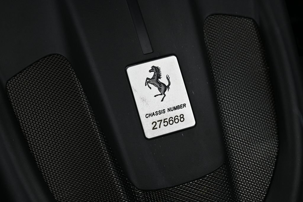 Used 2022 Ferrari Roma RWD image 33
